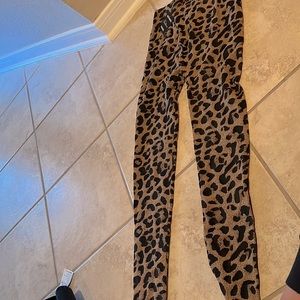 Girls cheetah print leggings cute and trendy